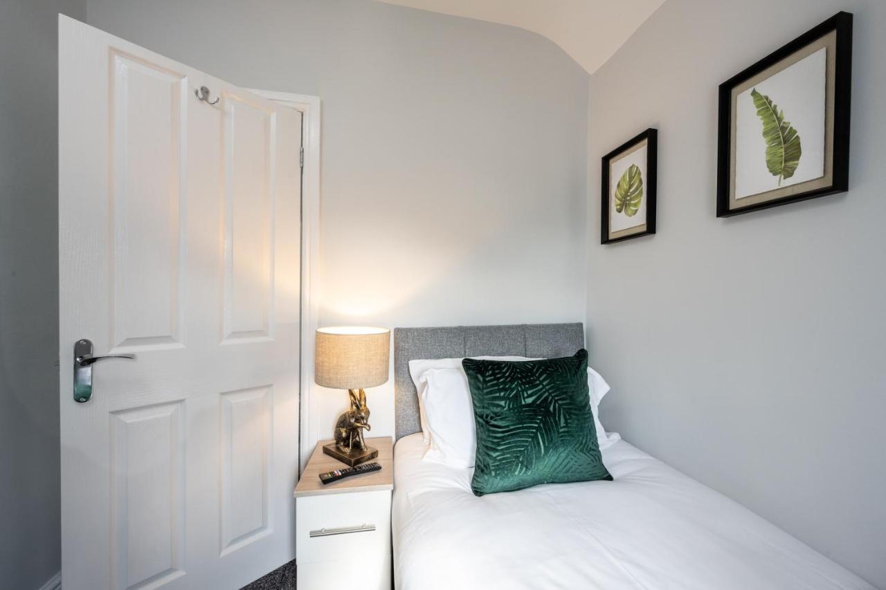 Mulberry House - Luxurious And Modern 4-Bed In Solihull Near Nec,Jlr, Airport, Resorts World, Hs2 Exteriér fotografie